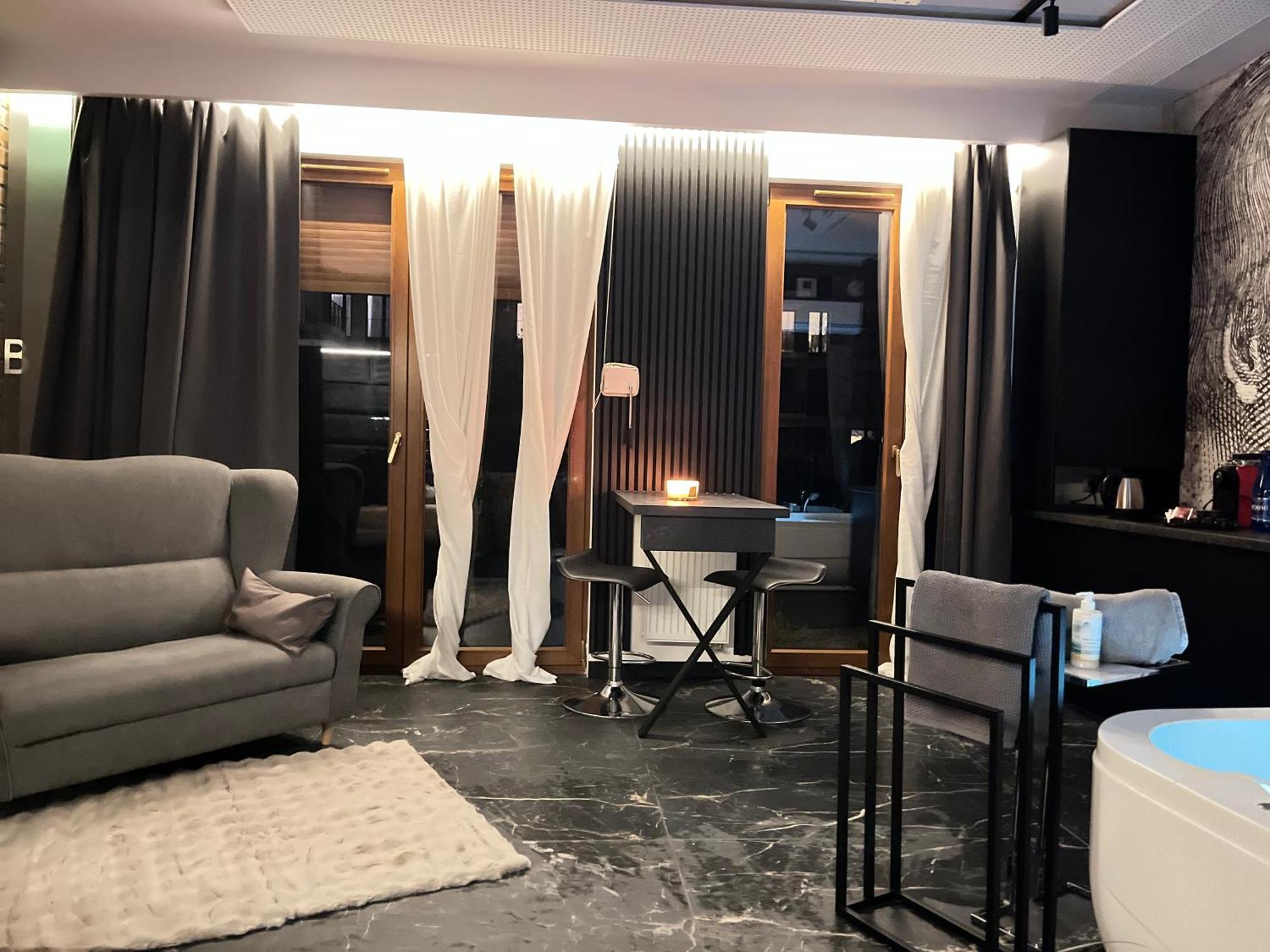 Jacuzzi Rakowicka Top Apartments كراكوفيا المظهر الخارجي الصورة